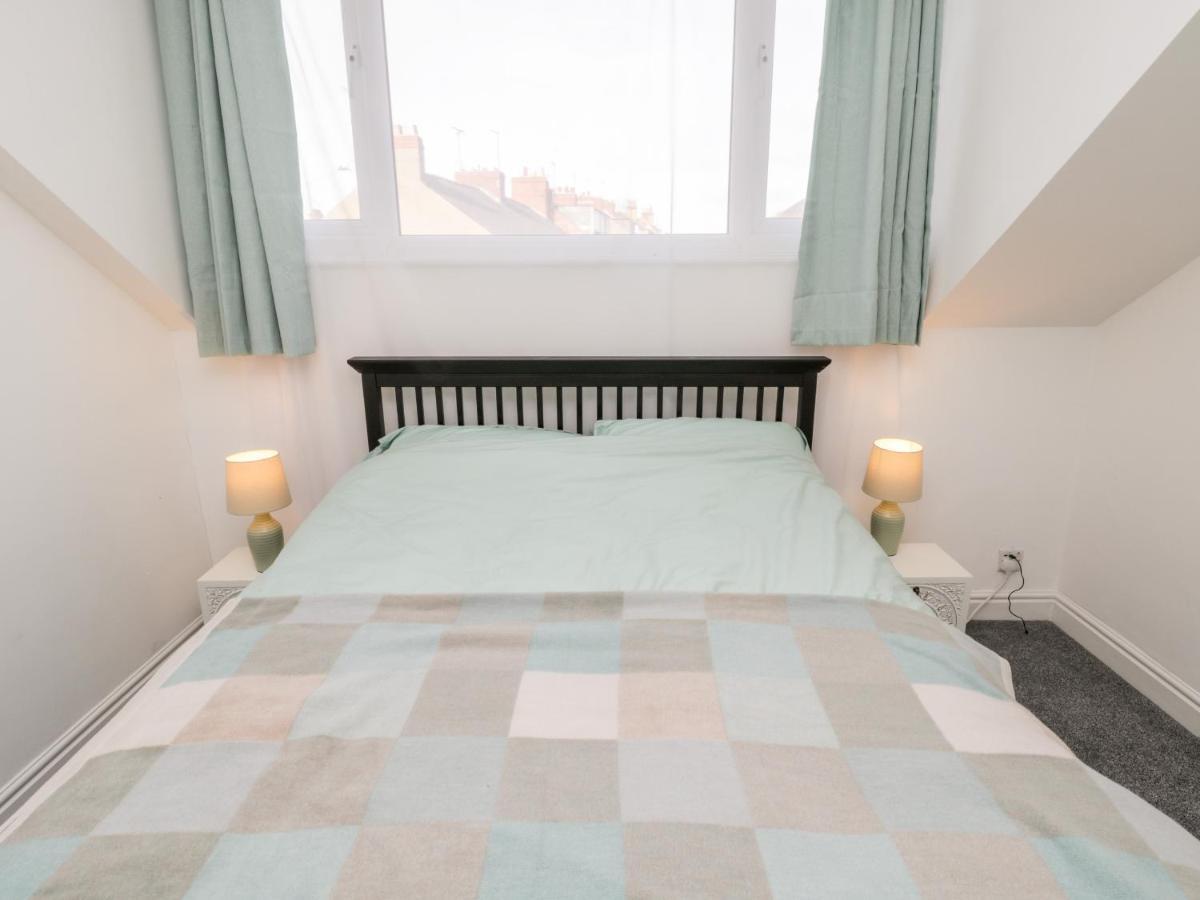 Flat 2 Apartment Бридлингтън Екстериор снимка