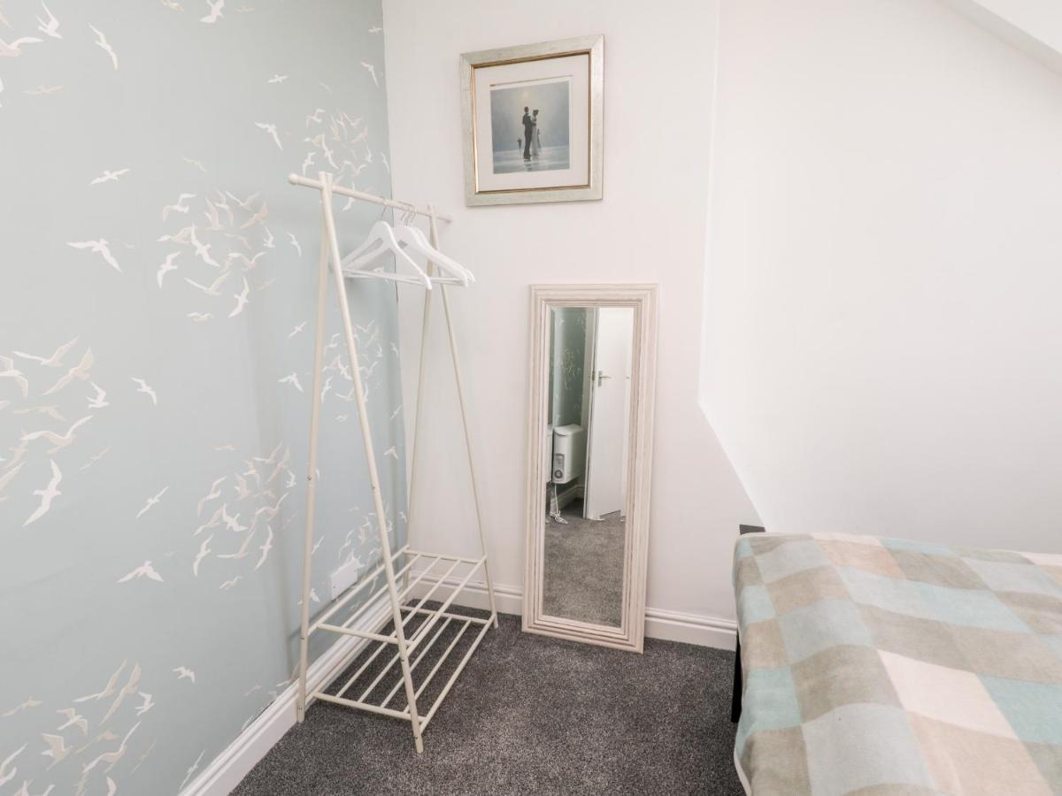 Flat 2 Apartment Бридлингтън Екстериор снимка